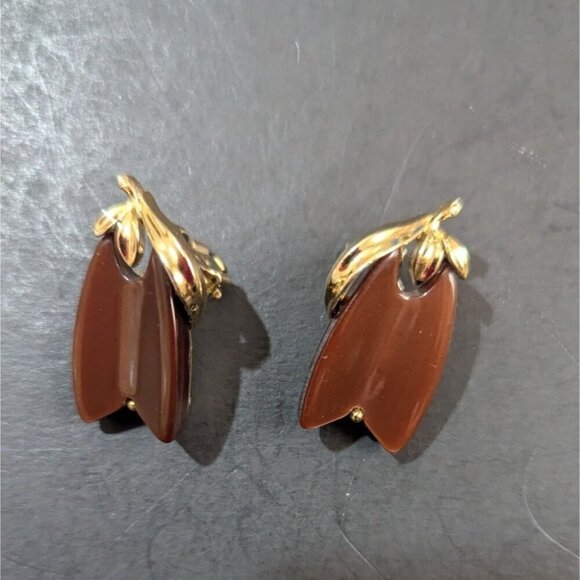 Vintage Lisner Brown & Gold Clip-On Earrings Thermoset Chocolate Estate 1.25" - Picture 1 of 5